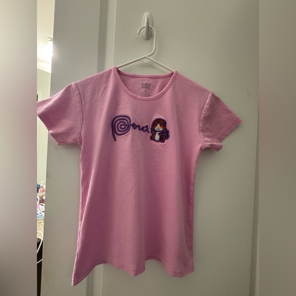 Set of two Kids/Girls Large Pink and White T-Shirts Peru - Picture 2 of 3